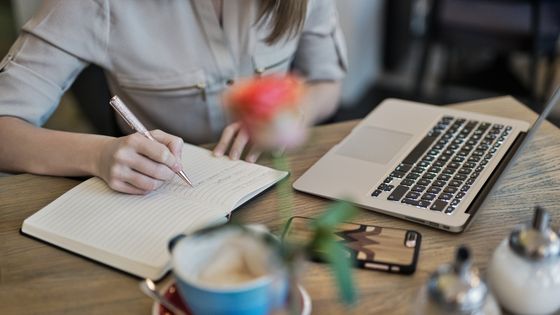 A Stepwise Guide to Becoming a Freelance Writer
